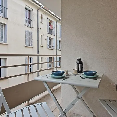 Apartament L'ecluse - Clim - Parking - Nîmes